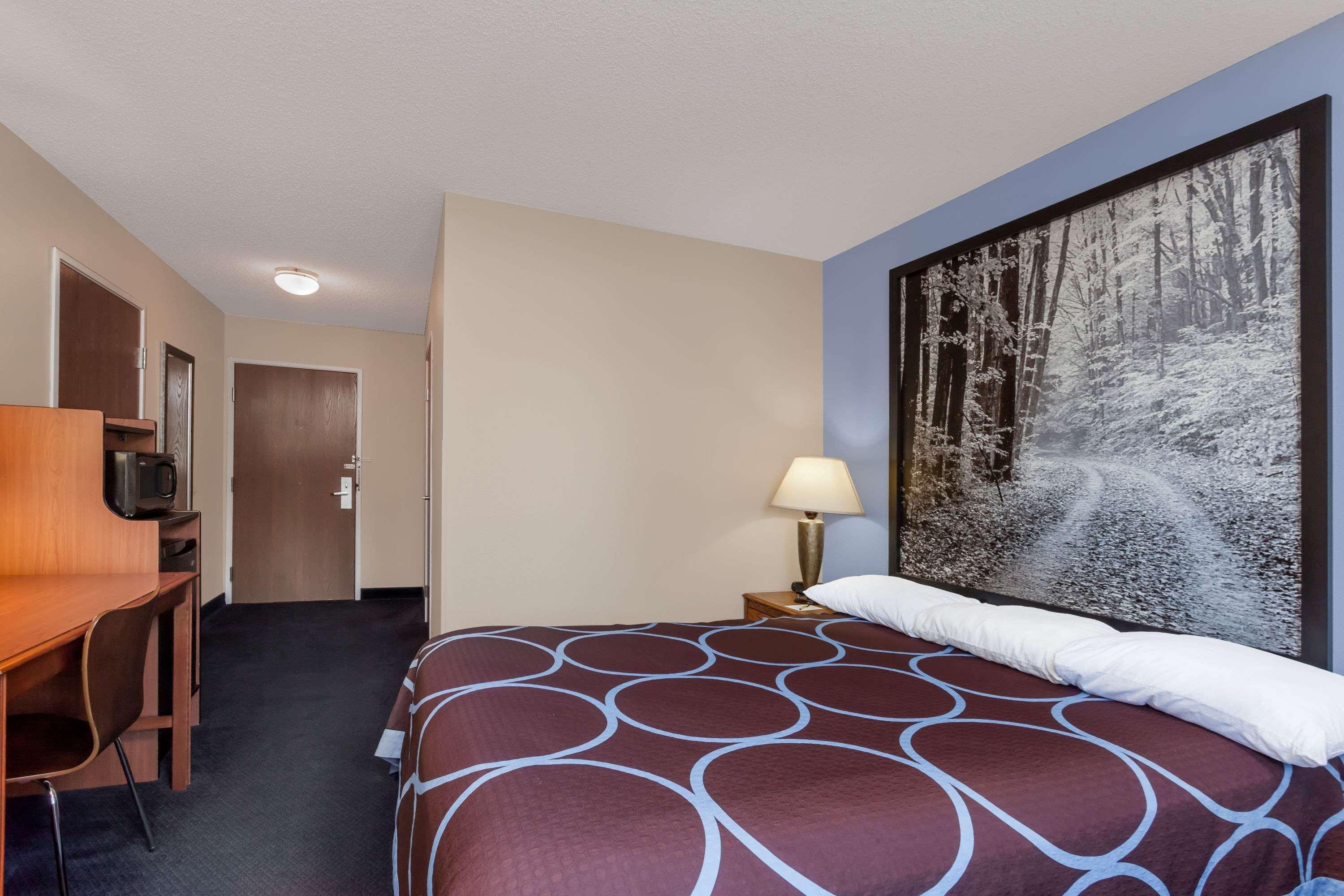 Super 8 By Wyndham Adrian Hotel Exterior foto