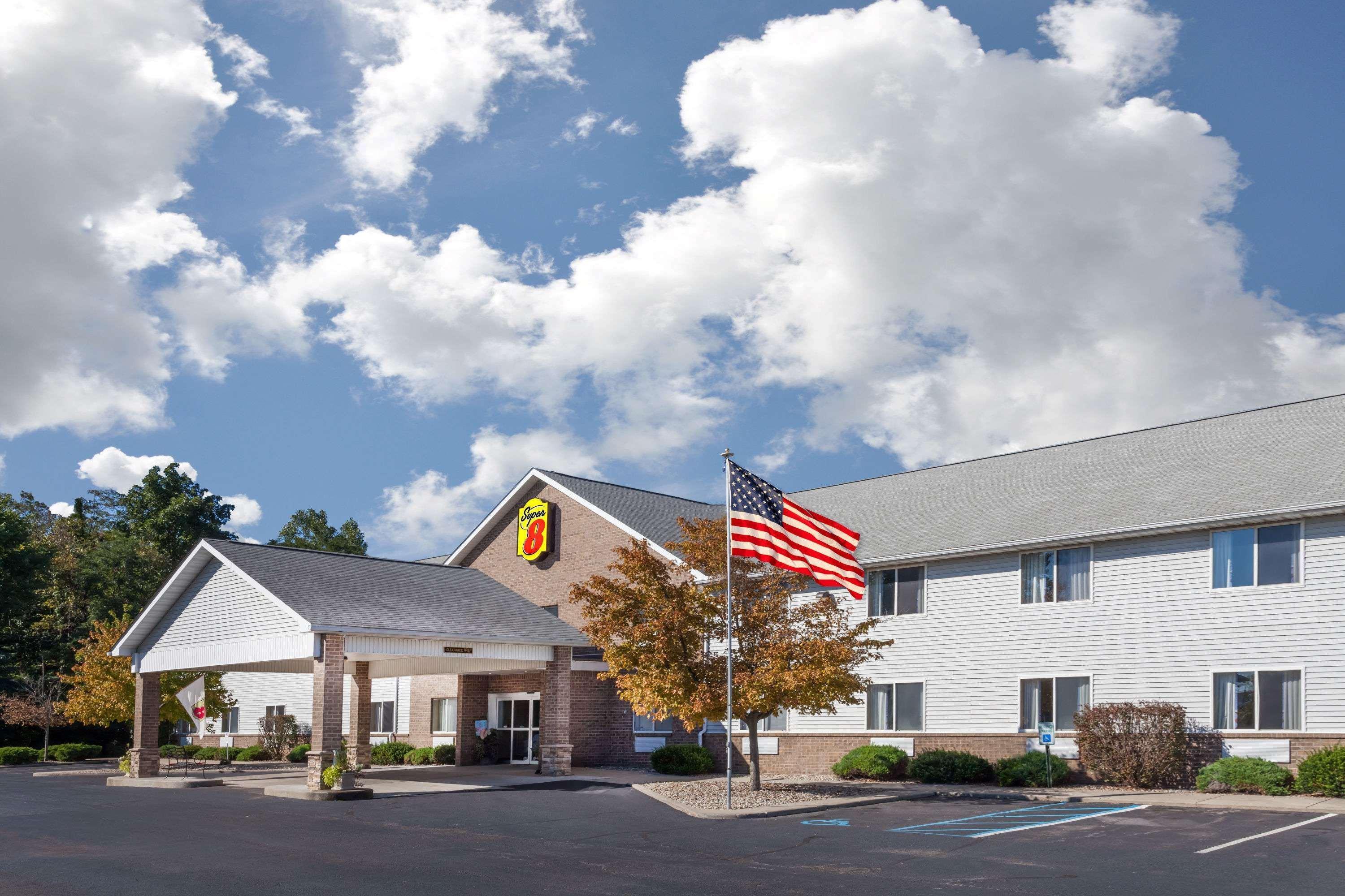 Super 8 By Wyndham Adrian Hotel Exterior foto